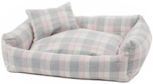 Comfortable Dog Bed Soft Pink Simple