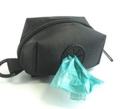 Zasobnik na woreczki dla psa black