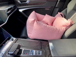  2 in1: Luxury dog car seat Pink Kiss