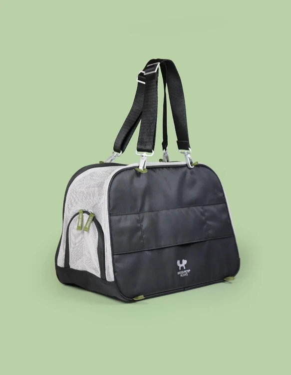 de-mesh-bag-transporter-samolotowy-dla-psa.webp