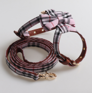Elegancki zestaw szelki + smycz dla psa z kokardką New England Pink