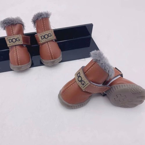 Buty dla psa_DOG_brązowe.jpg