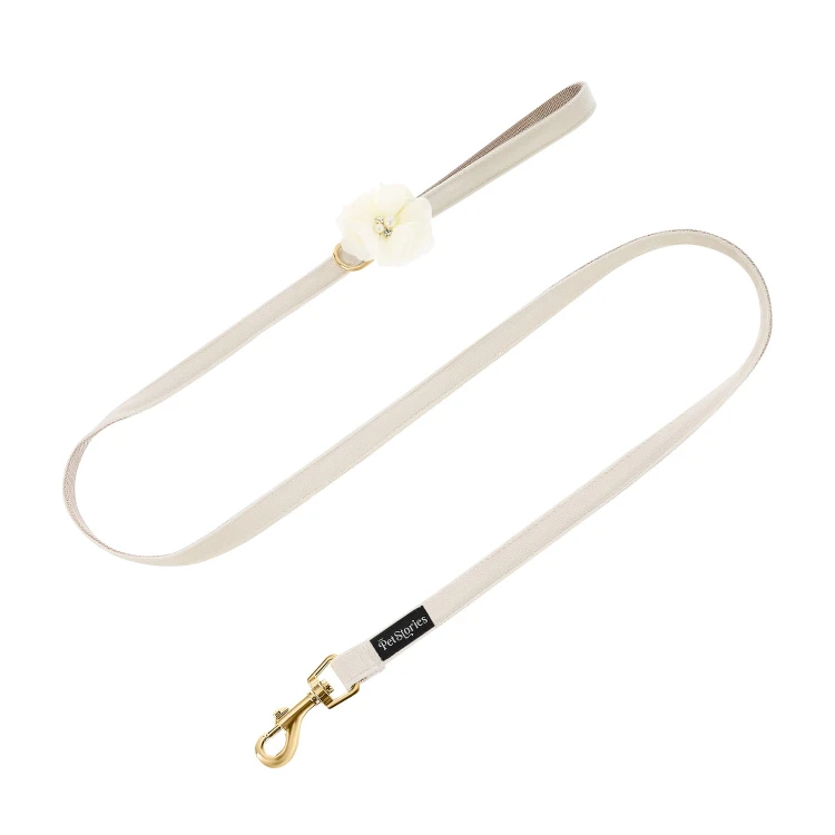 lekka elegancka smycz dla psa i kota petstories celebrations amore ivory