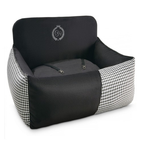 CH-Porto-single-black-car-seat.jpeg