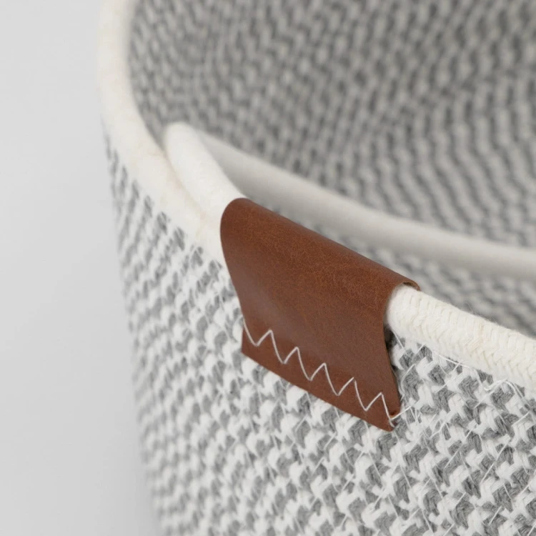 Legowisko-plecione-dla-zwierzat-Carinio-BASKET-BALL-Graywhite---M (2).webp