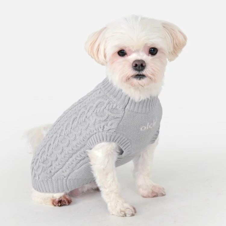heart-cable-knit-3.jpg