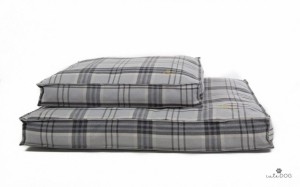 Charm Dog/Cat Pillow/Bed (1)